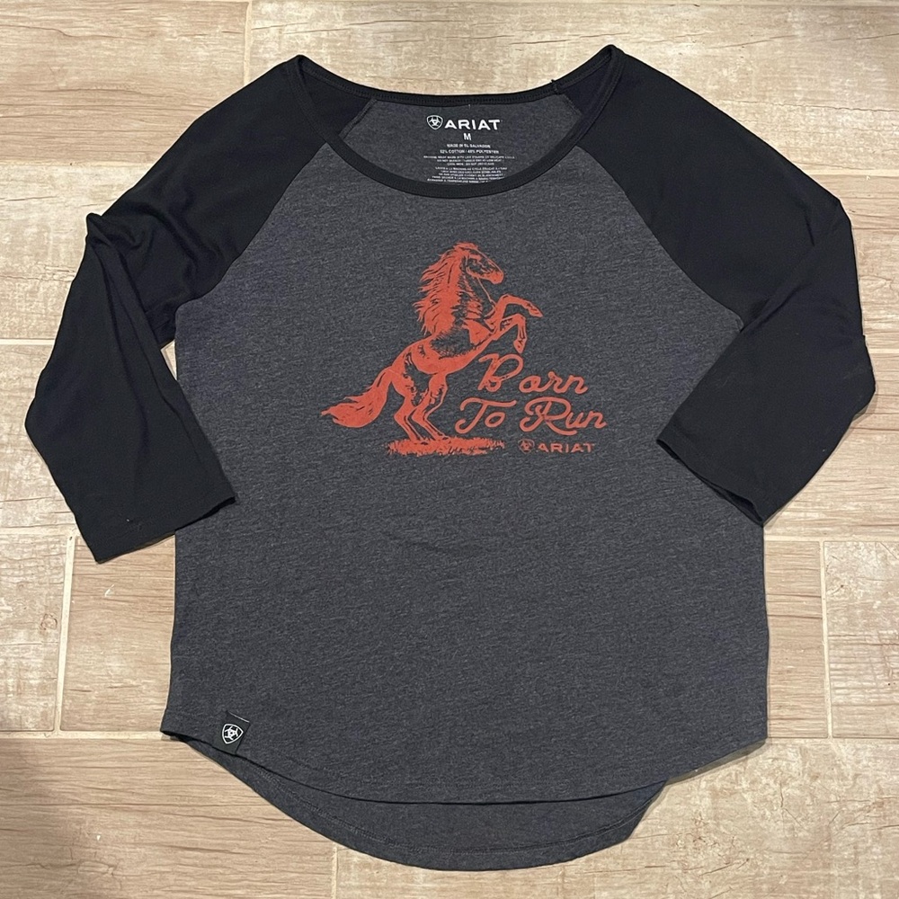 Women’s ARIAT tee
